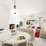 Villa Rosa *