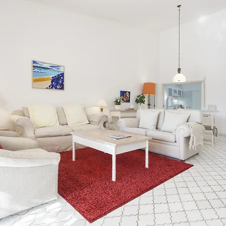 Rosa Вале-до-Лобо